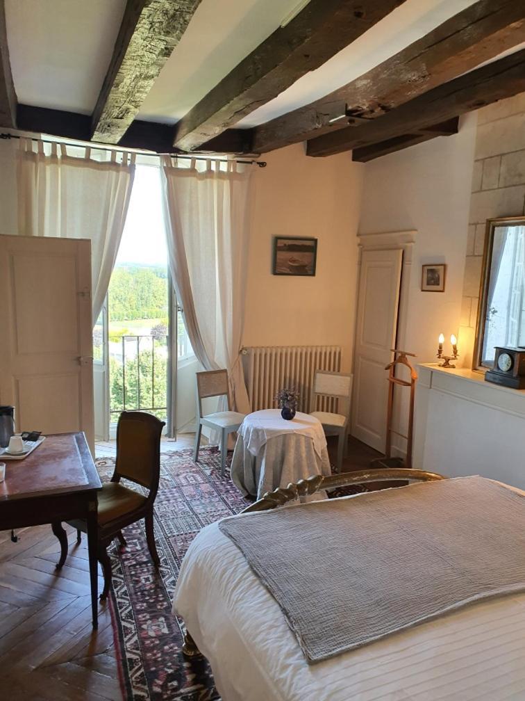 Le Presbytere De La Cite Royale De Loches Zimmer foto